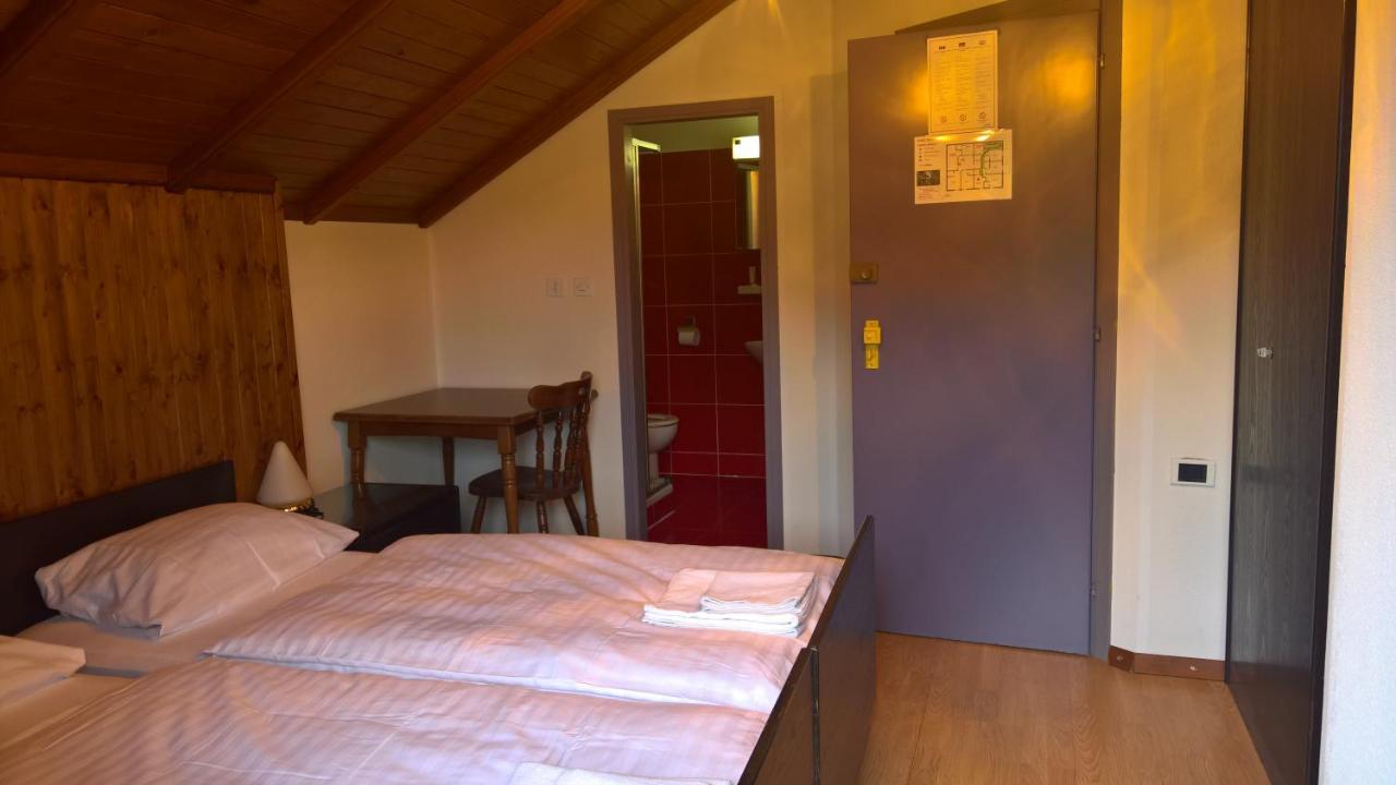 Bed and Breakfast Gostilna Lokve Zewnętrze zdjęcie