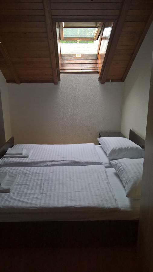 Bed and Breakfast Gostilna Lokve Zewnętrze zdjęcie